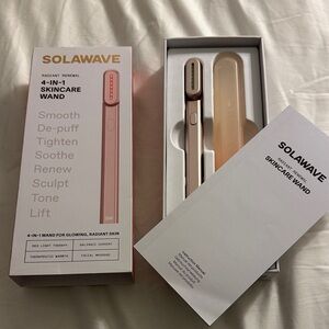 SOLAWAVE red light/galvanic Renewal 4-in-1 Skincare Wand rose gold edition